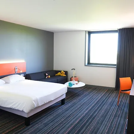 Ibis Styles Caen Centre Gare Hotel Exterior photo