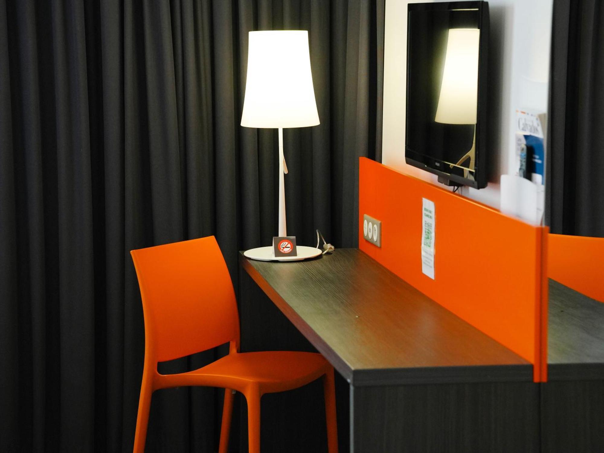 Ibis Styles Centre Gare Caen